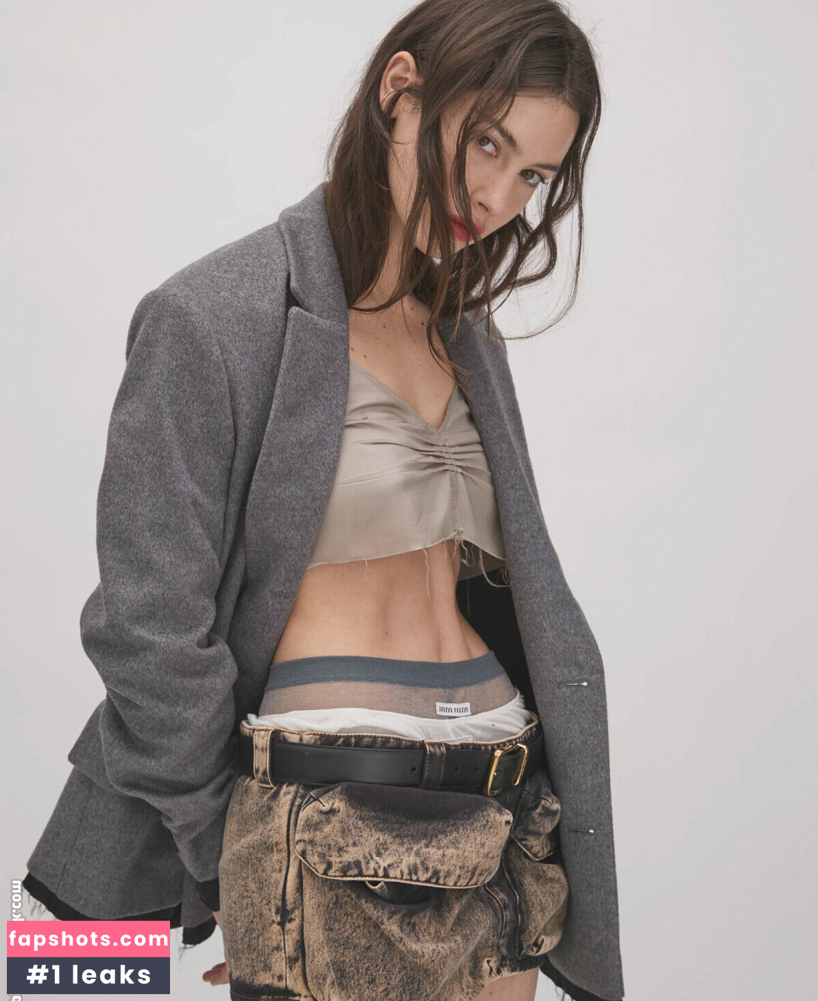 Gracie Abrams gallery photo #339