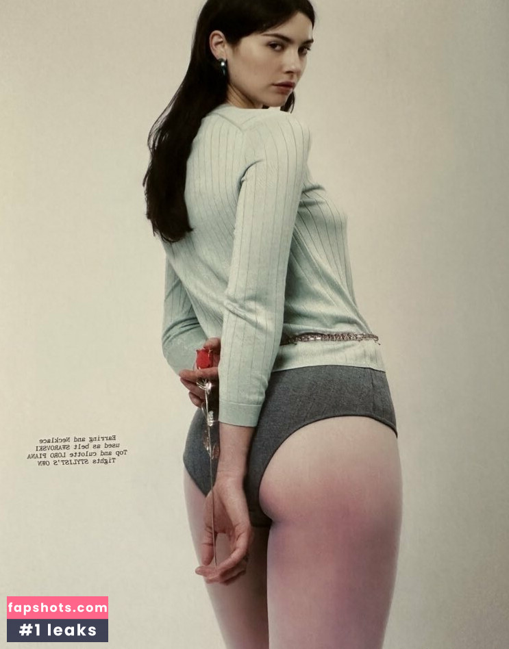 Gracie Abrams gallery photo #345