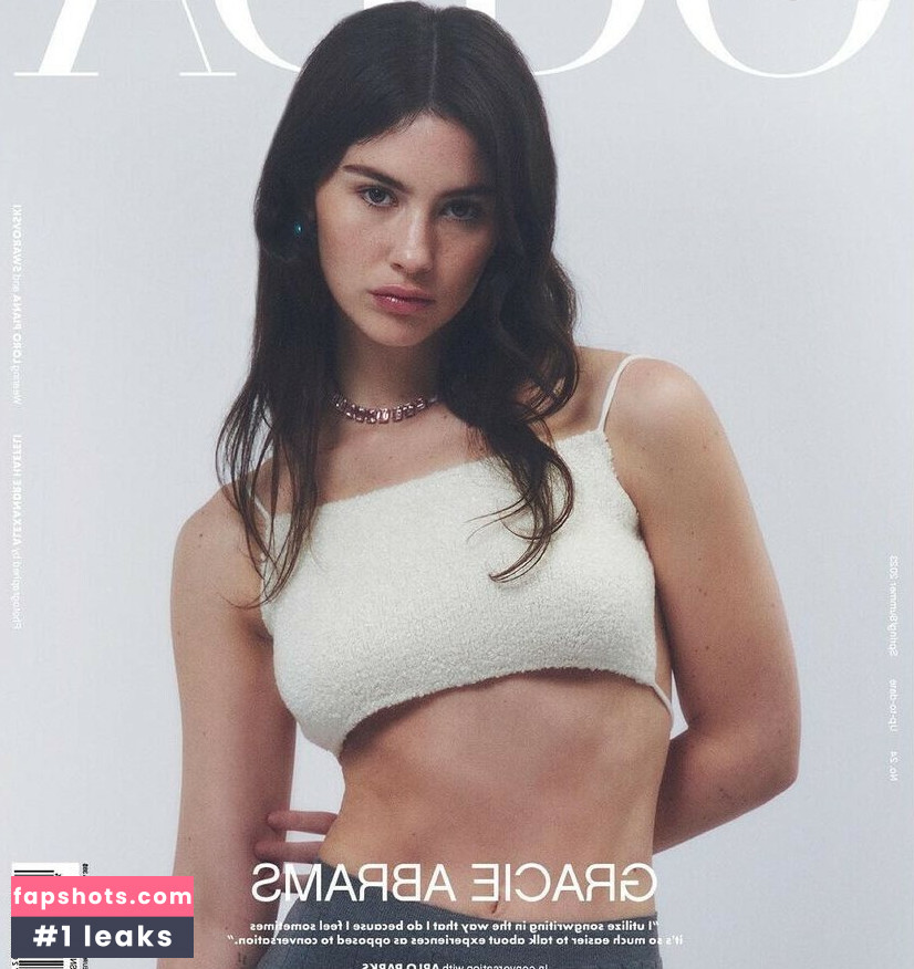 Gracie Abrams gallery photo #351