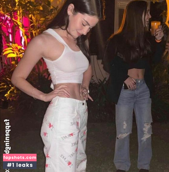 Gracie Abrams gallery photo #356