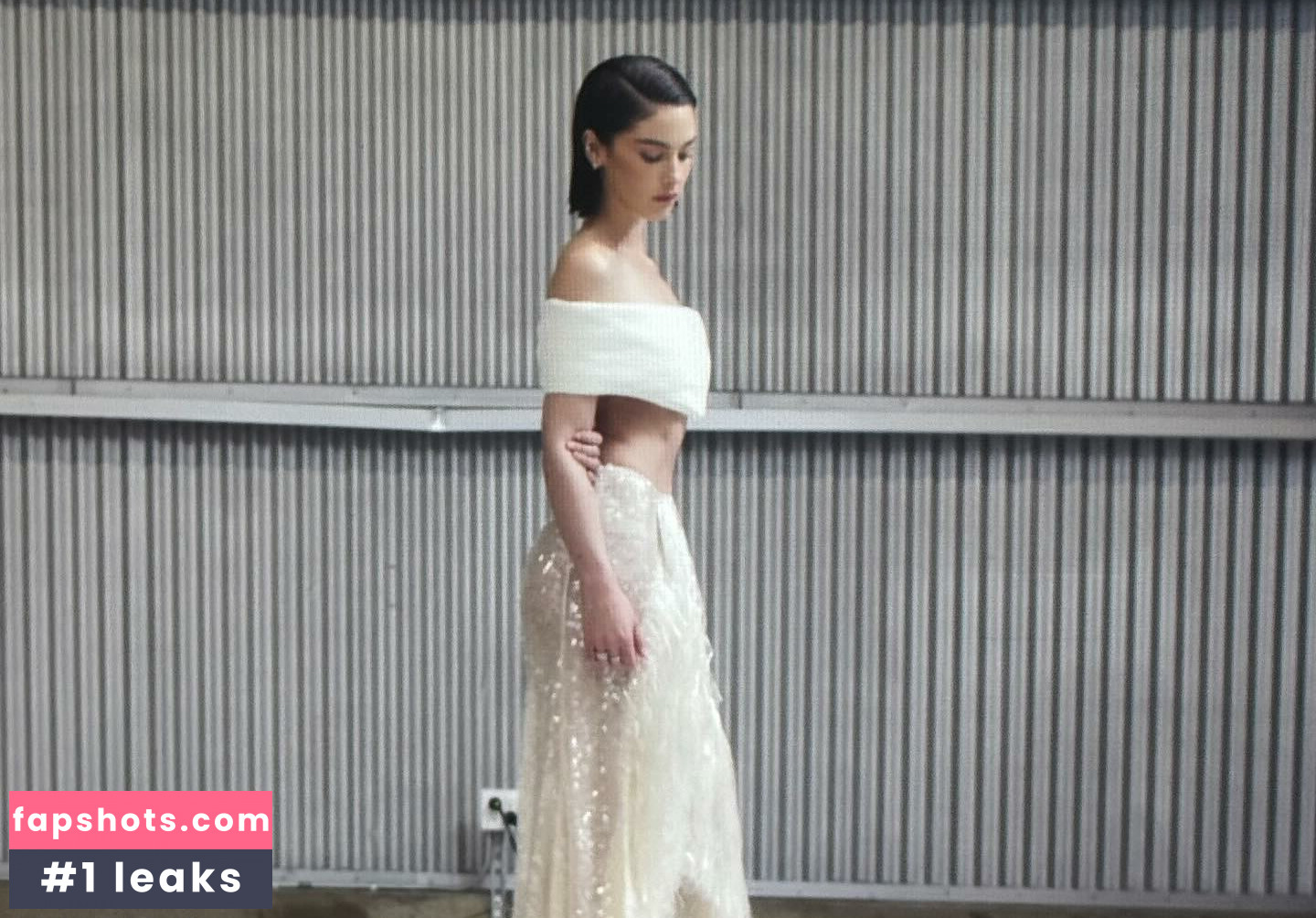 Gracie Abrams gallery photo #42