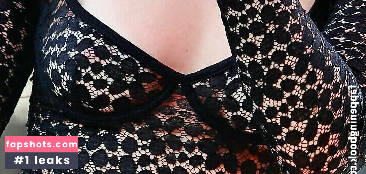 Gracie Abrams gallery photo #91