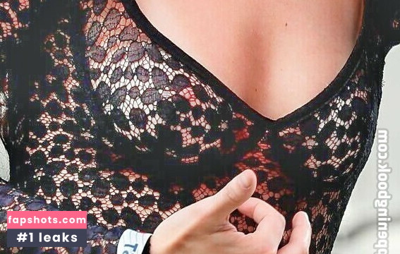 Gracie Abrams gallery photo #97