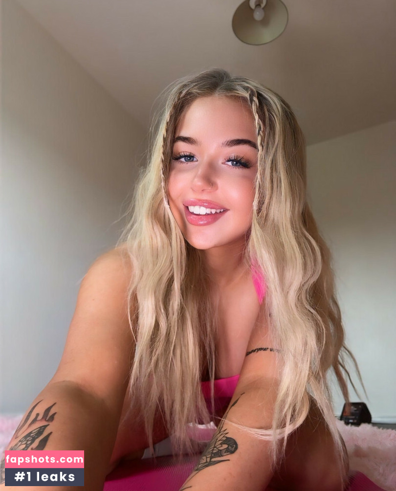 Gracie Bennett nude babe gallery