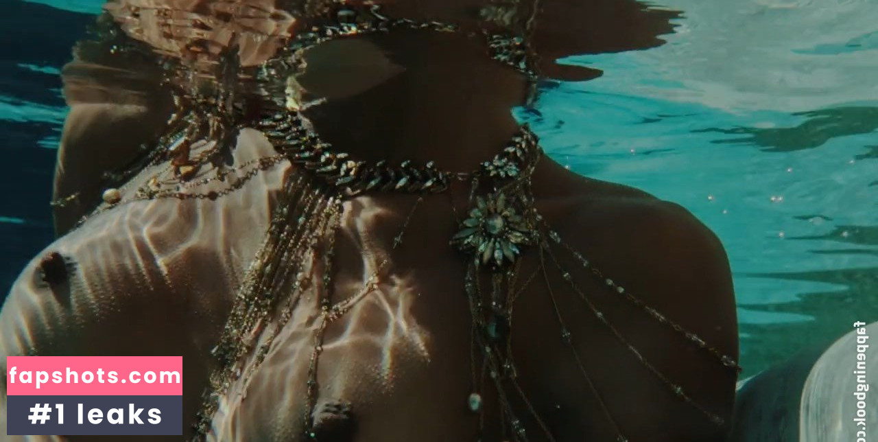 Gracie Carvalho gallery photo #25