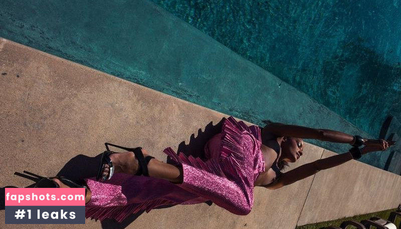 Gracie Carvalho gallery photo #33