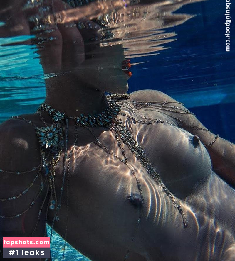 Gracie Carvalho gallery photo #35