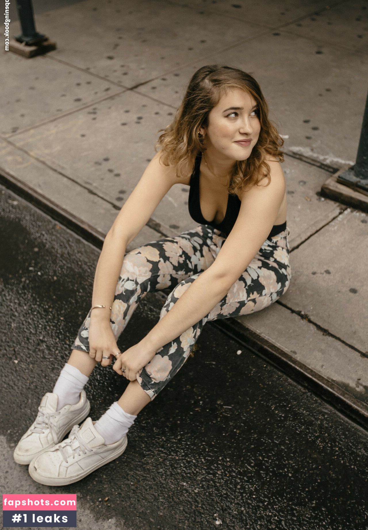 Gracie Lawrence gallery photo #18