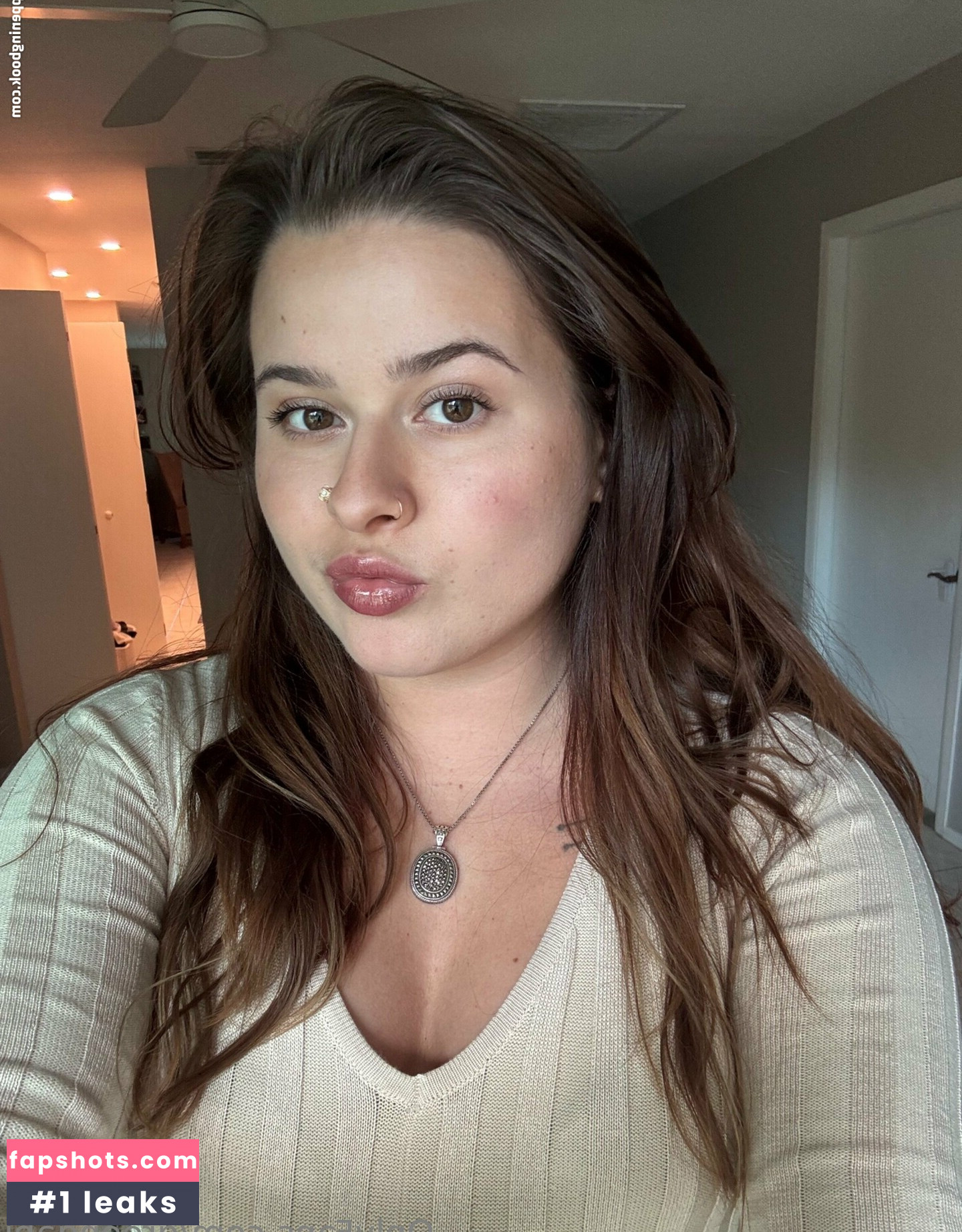 greengabi nude babe gallery