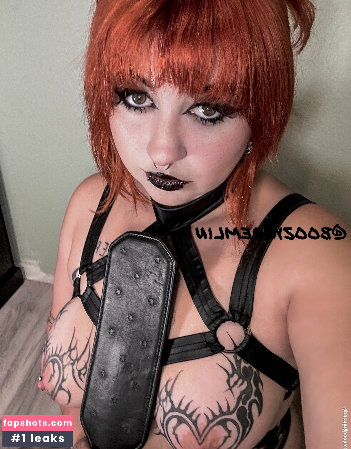 Gremlinbxtch gallery photo #16