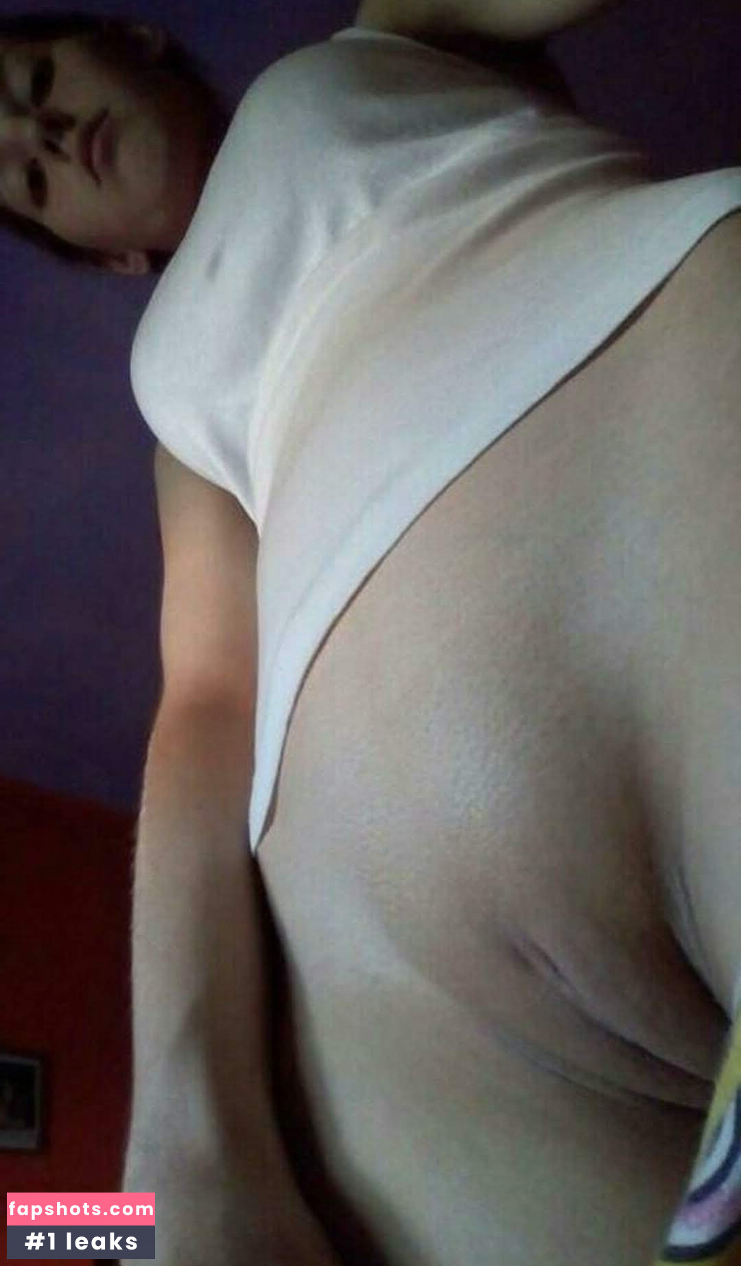 Gresia Lella gallery photo #13