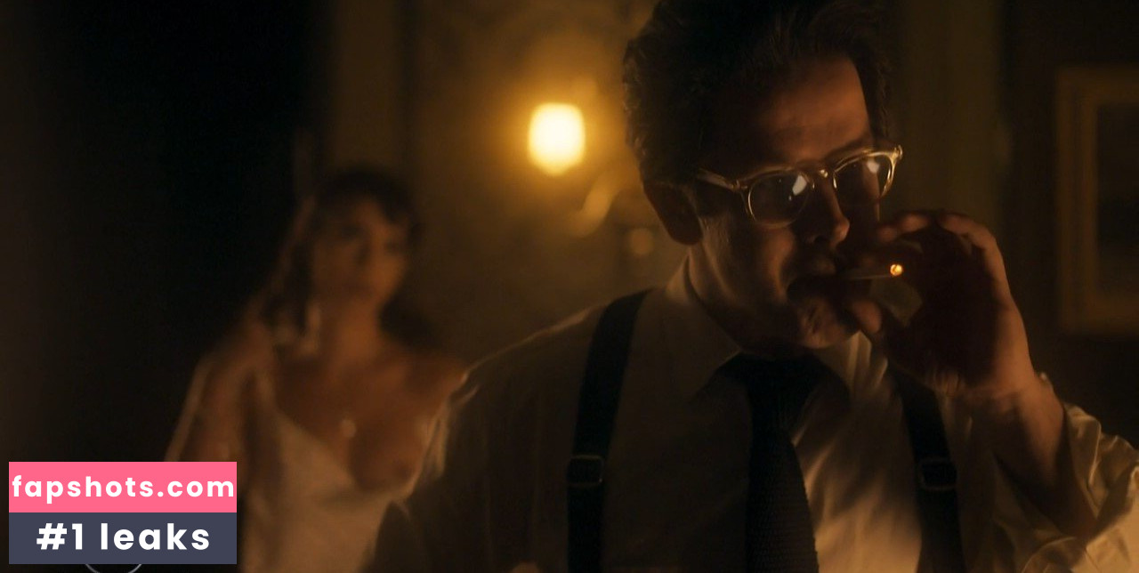 Greta Antoine gallery photo #8