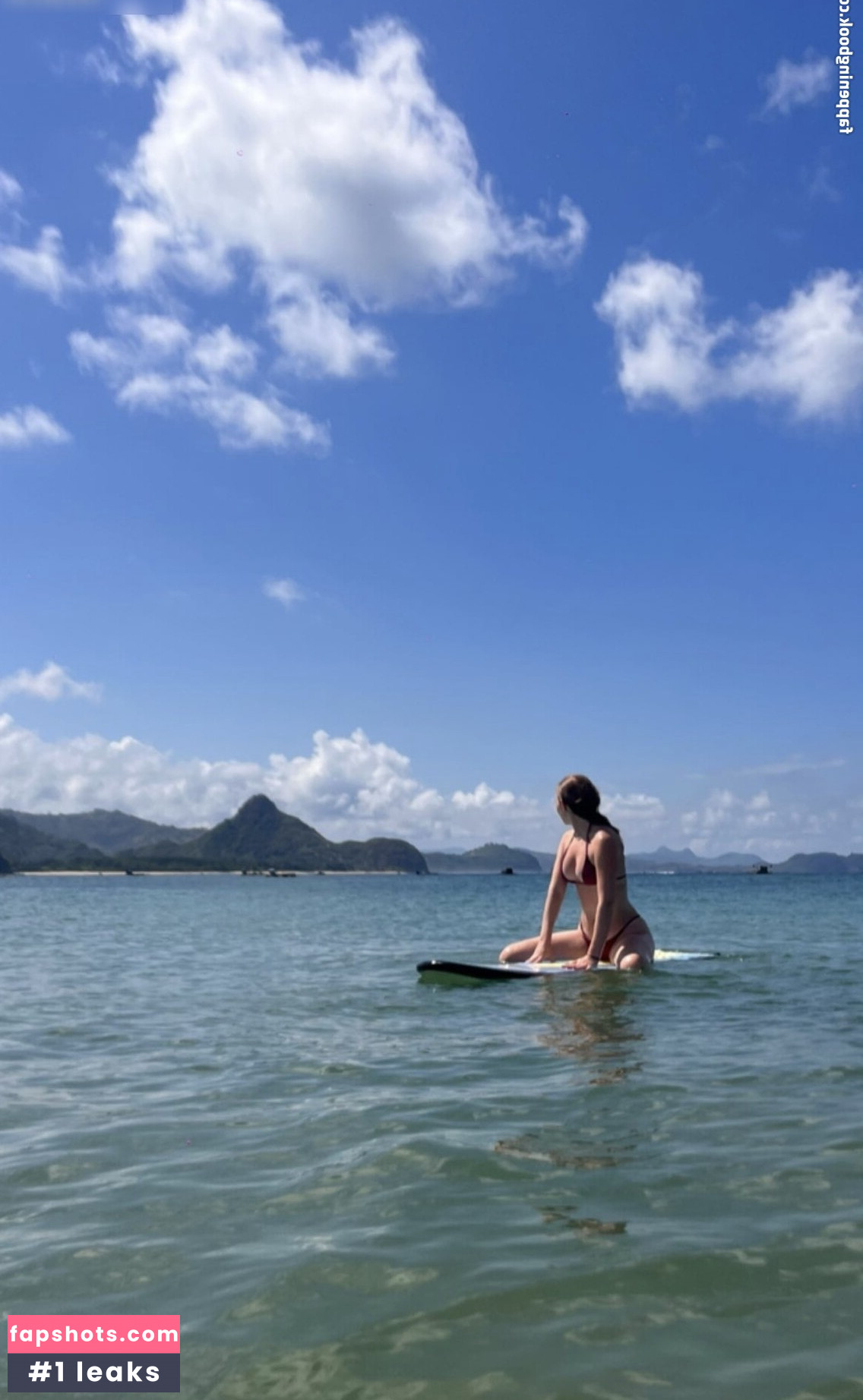 Greta Charlotte gallery photo #9