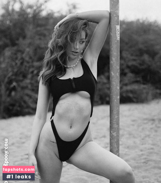 Greta Thiesen gallery photo #19