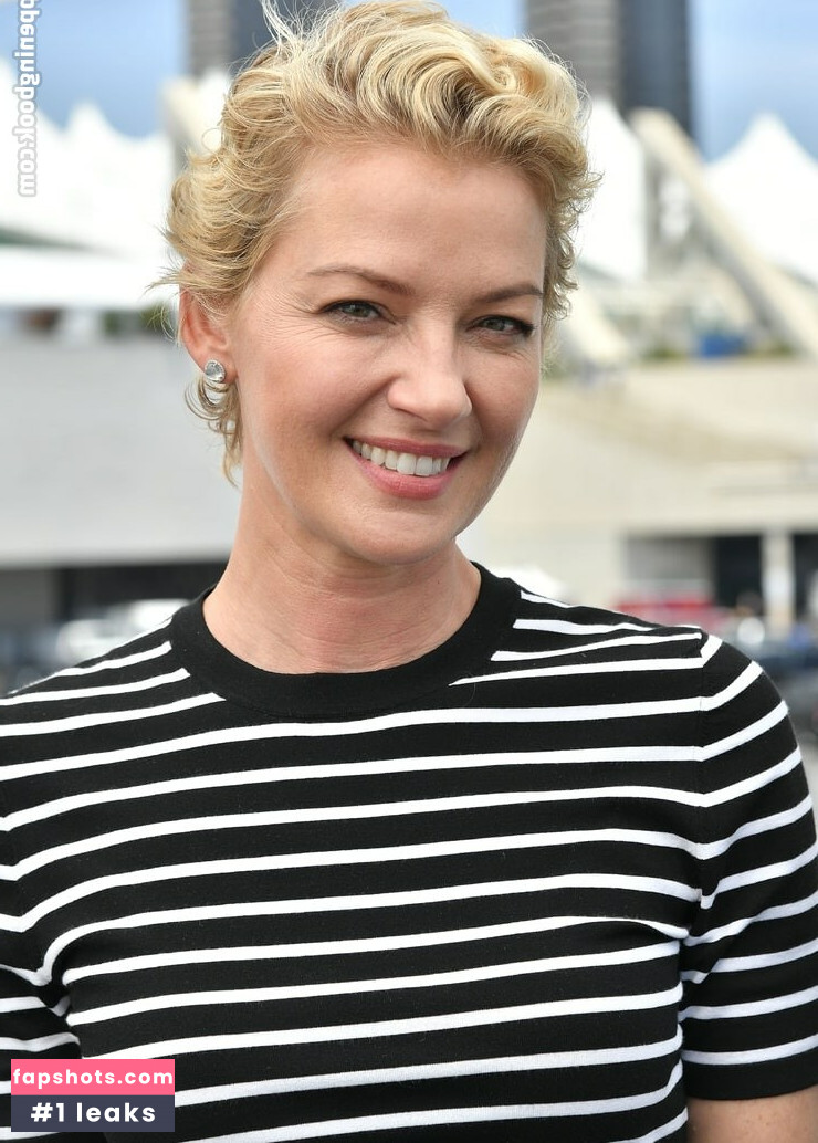 Gretchen Mol gallery photo #104