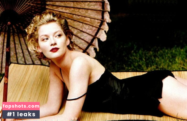 Gretchen Mol gallery photo #105