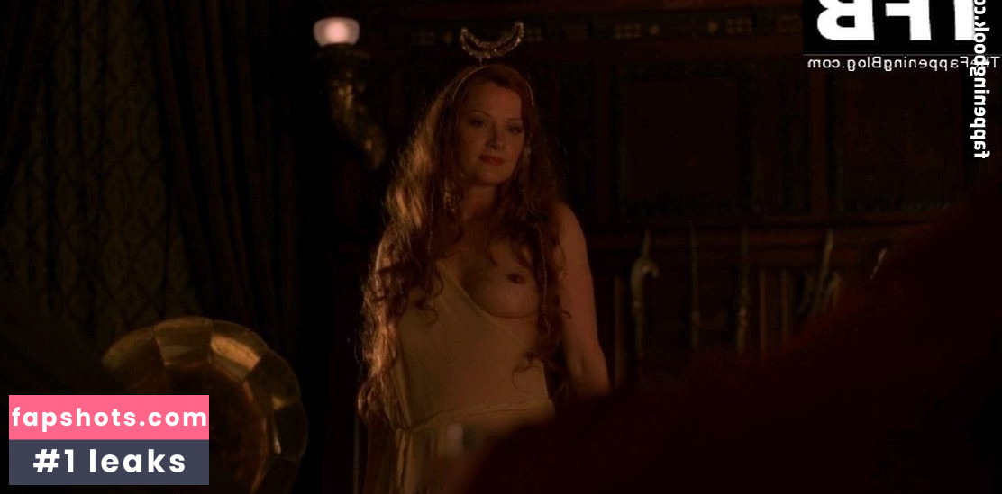 Gretchen Mol gallery photo #116