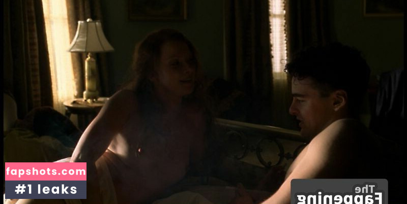 Gretchen Mol gallery photo #14