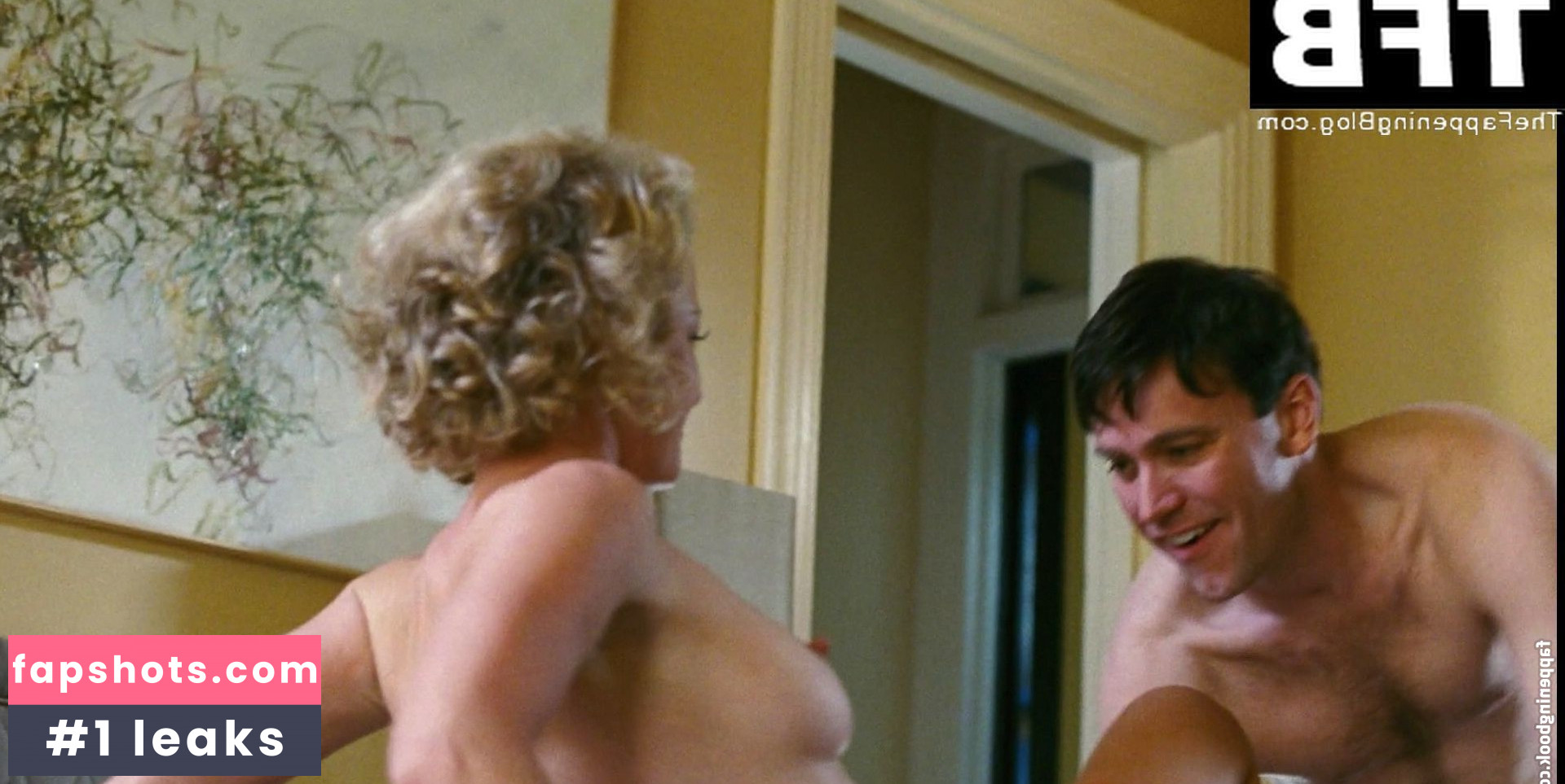 Gretchen Mol gallery photo #136