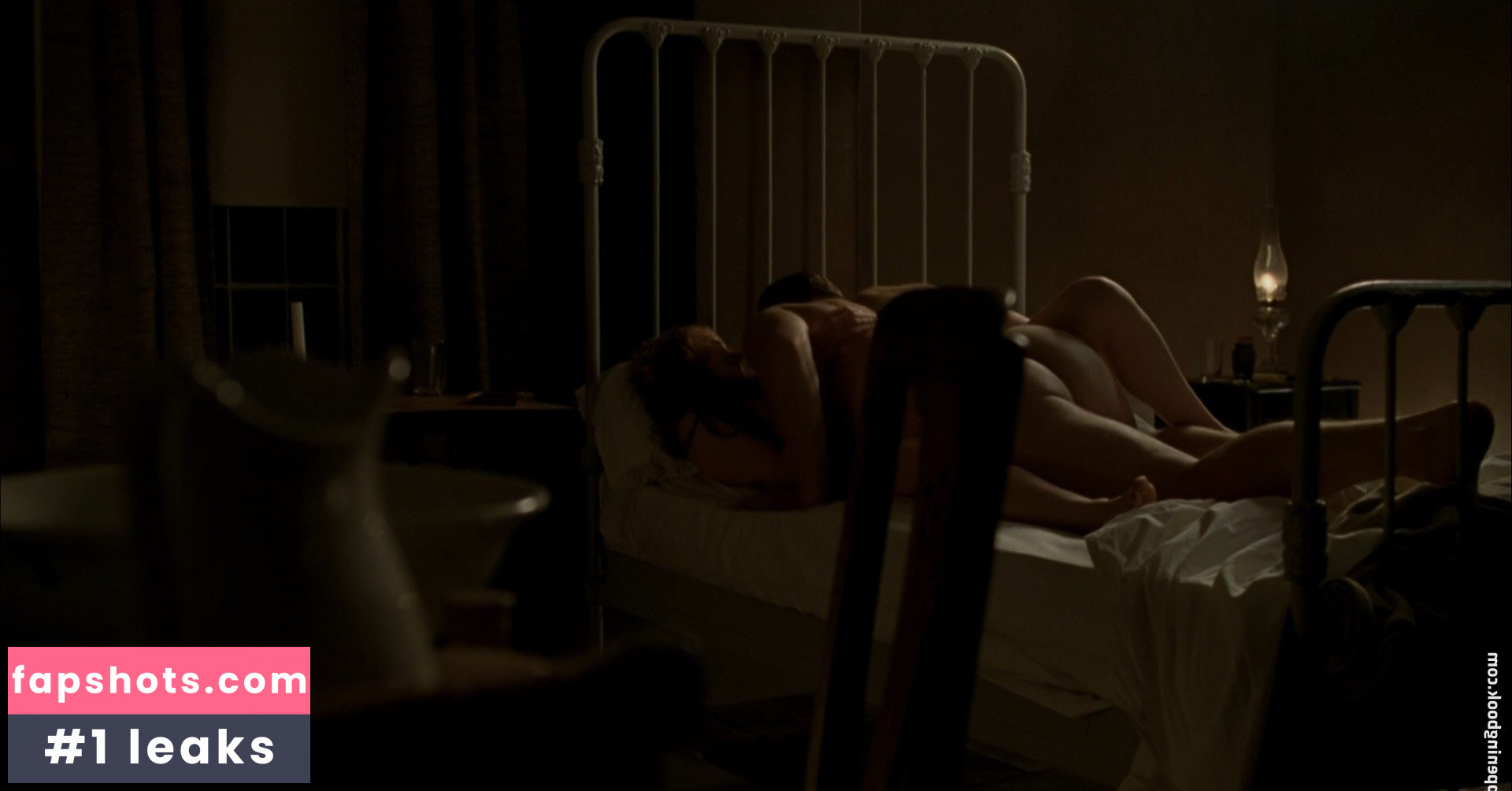 Gretchen Mol gallery photo #158