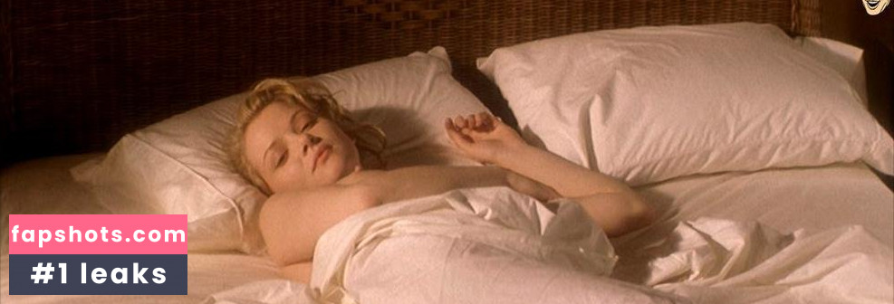 Gretchen Mol gallery photo #218