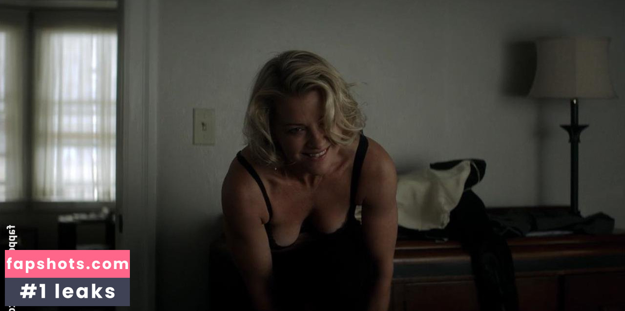 Gretchen Mol gallery photo #231