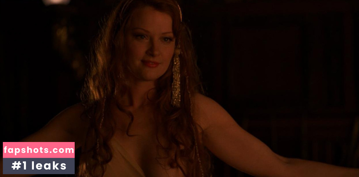 Gretchen Mol gallery photo #253