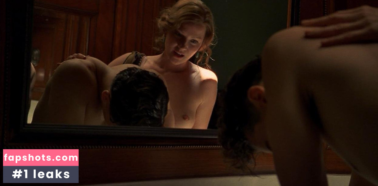 Gretchen Mol gallery photo #256