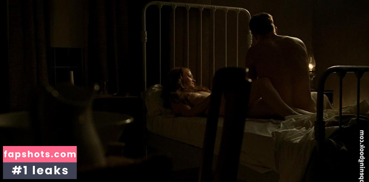 Gretchen Mol gallery photo #257