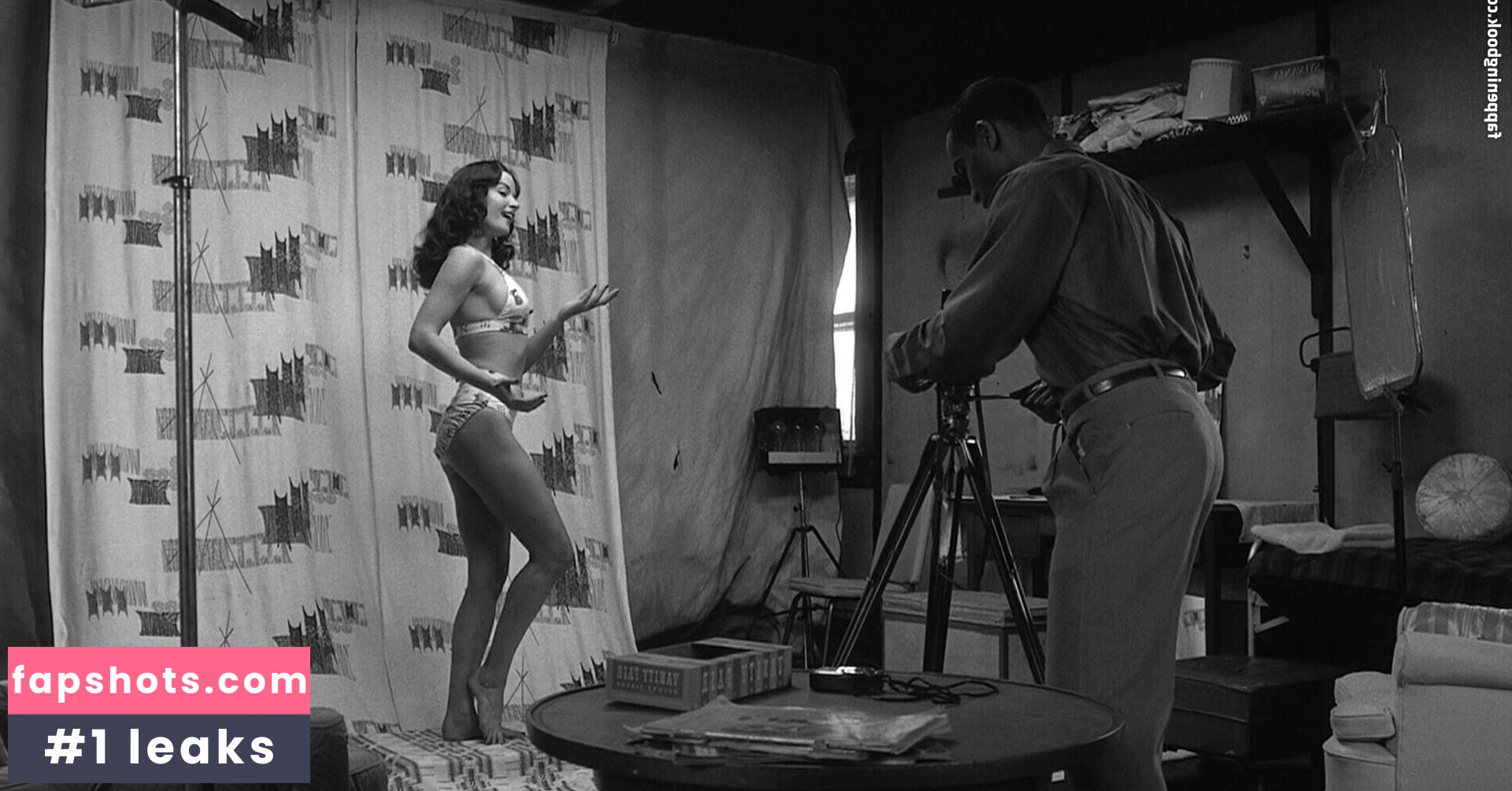 Gretchen Mol gallery photo #67