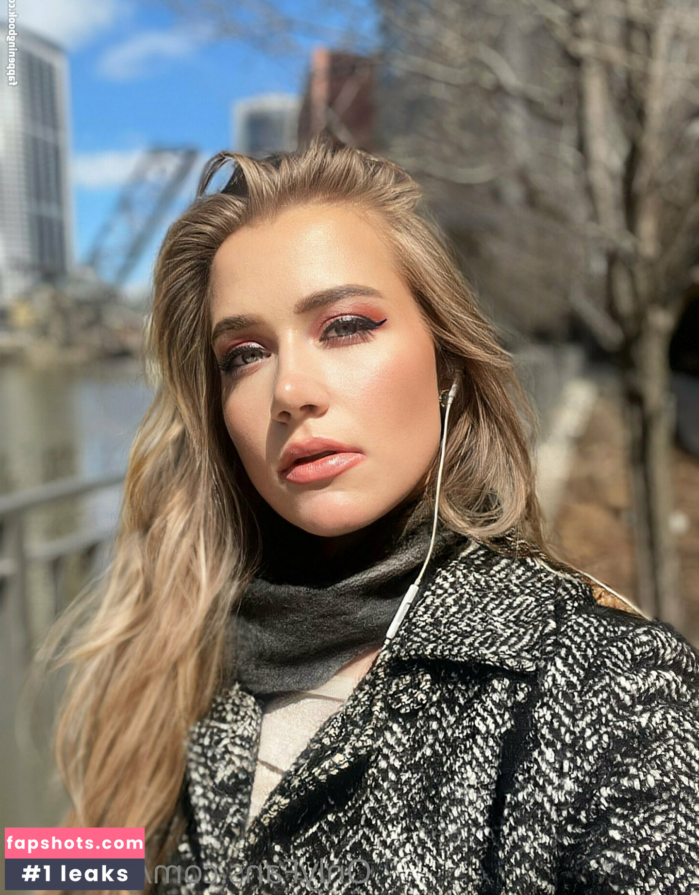 gretchen gallery photo #18