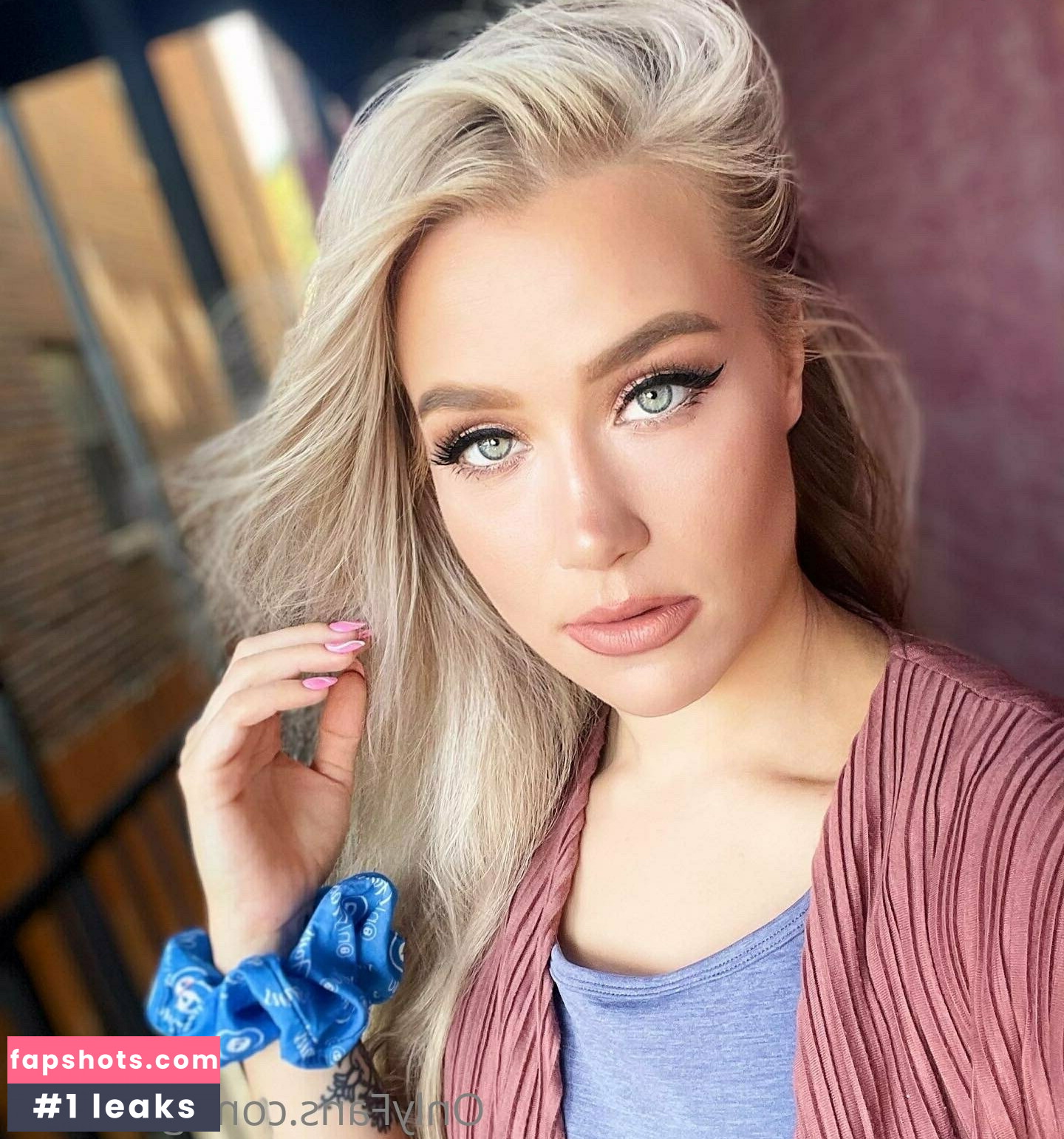 gretchen gallery photo #6