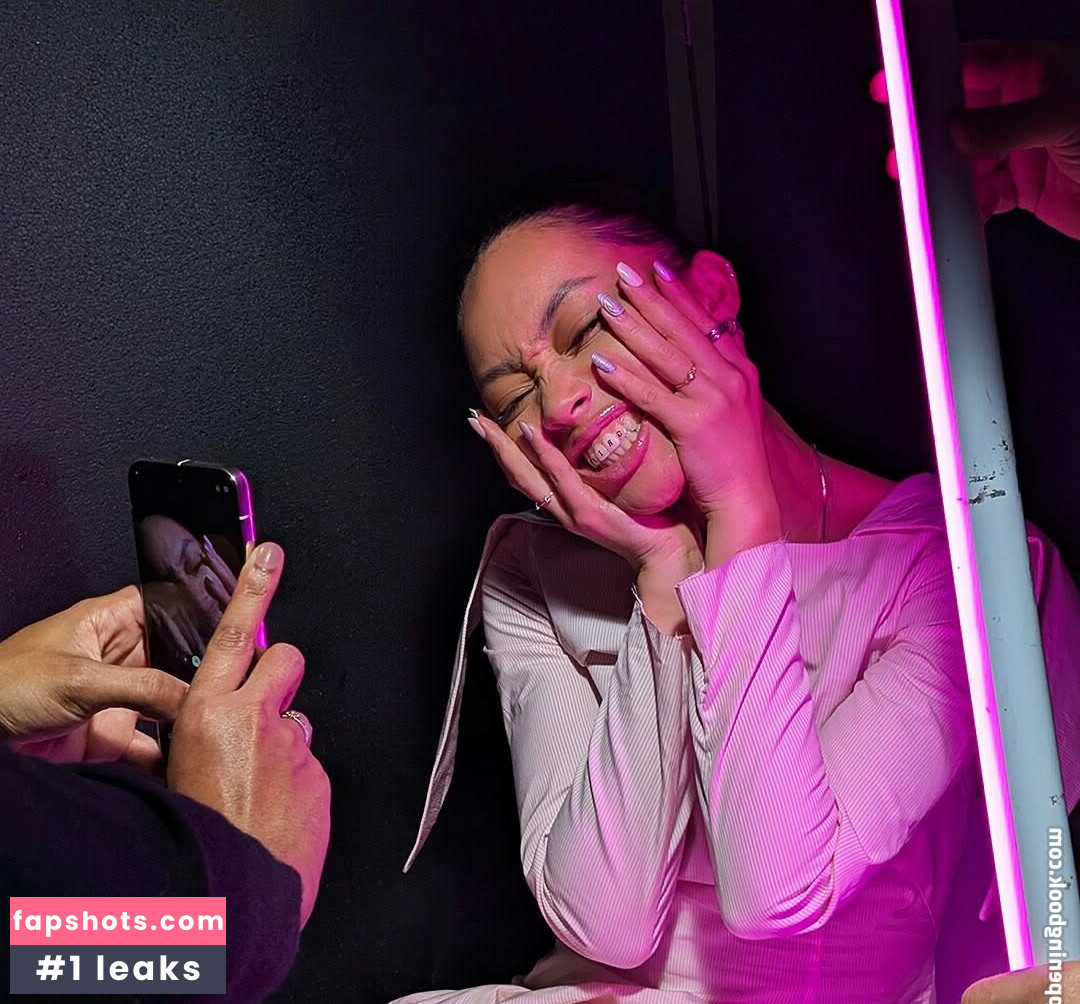 Griff gallery photo #13