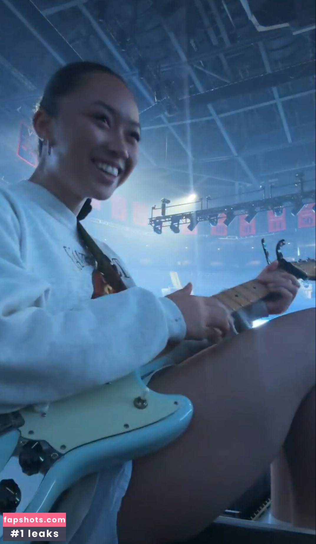 Griff gallery photo #20