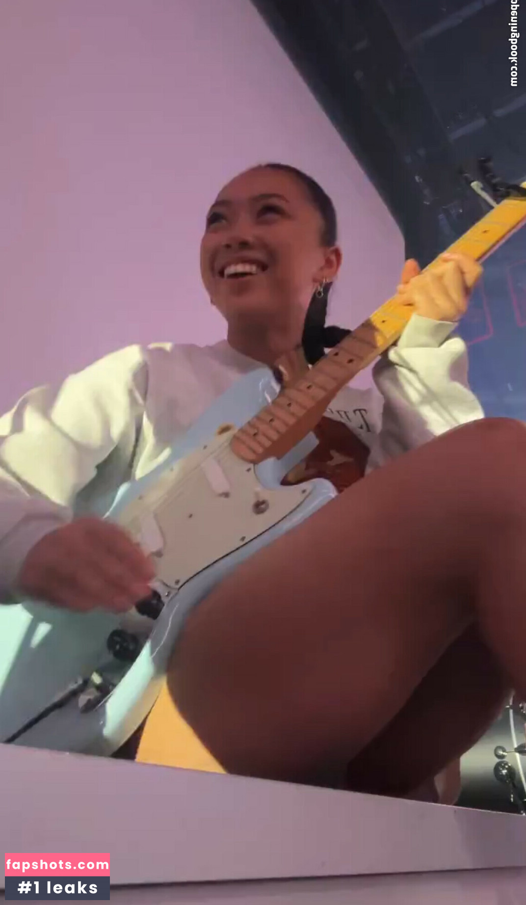 Griff gallery photo #28