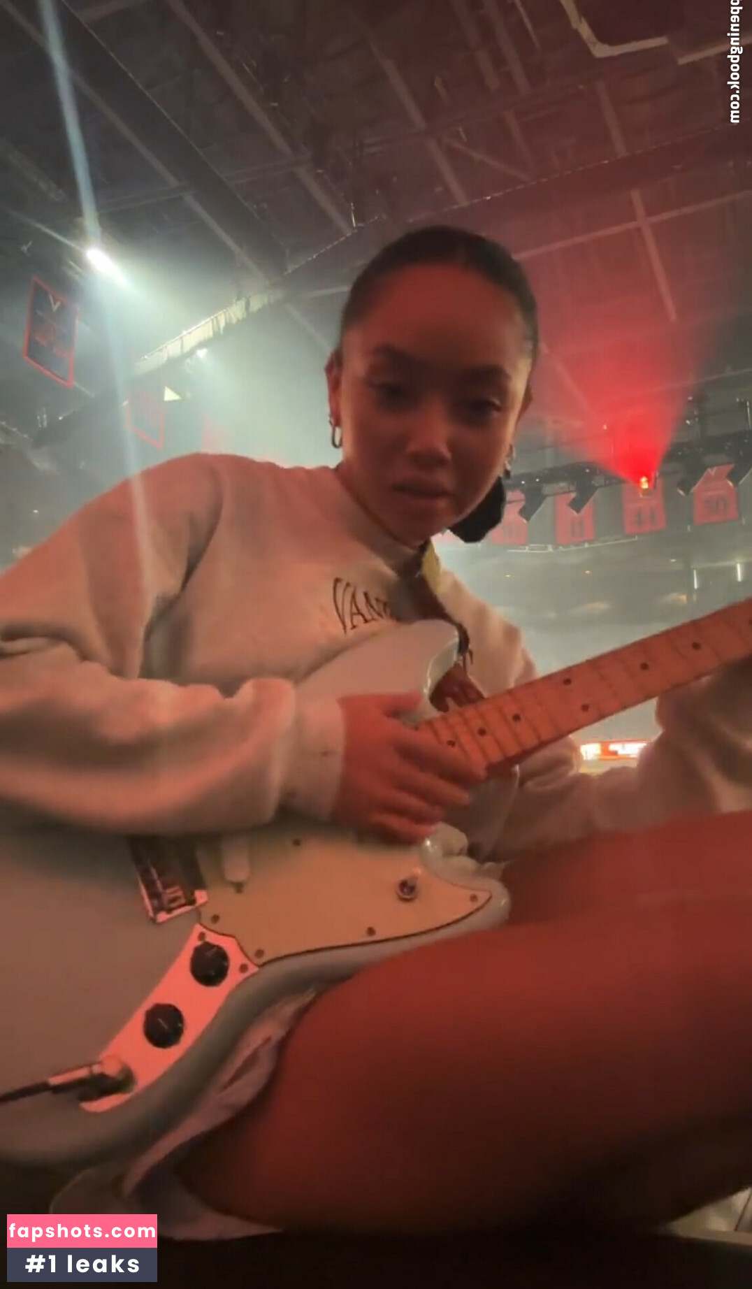 Griff gallery photo #32