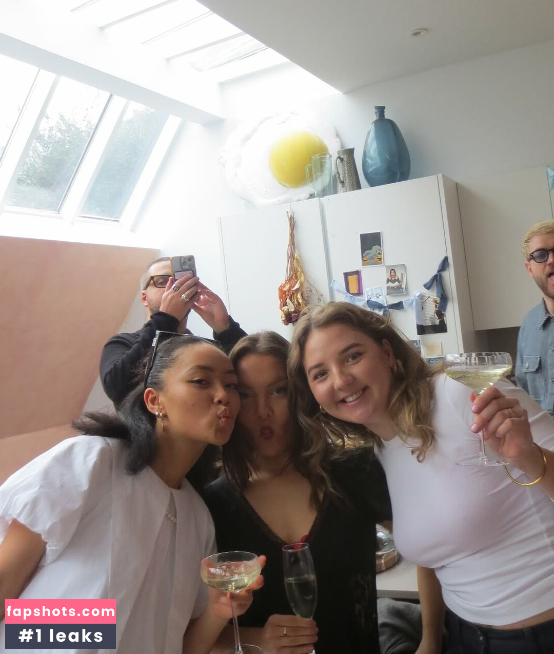 Griff gallery photo #7