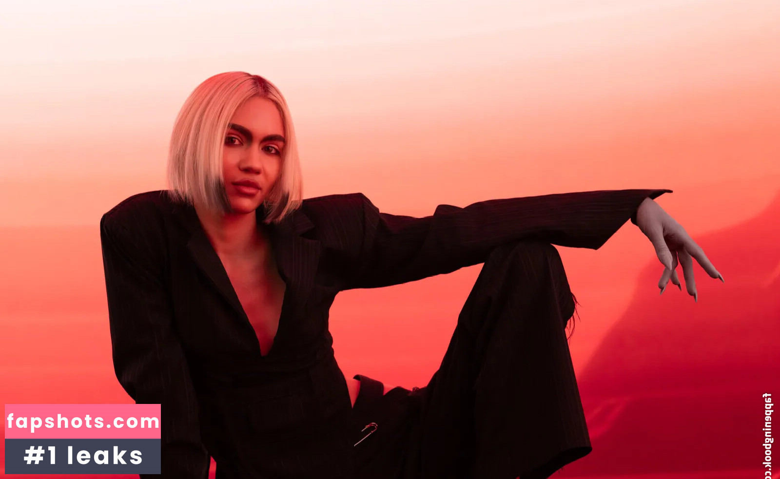 Grimes gallery photo #14