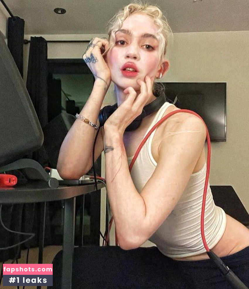 Grimes gallery photo #5