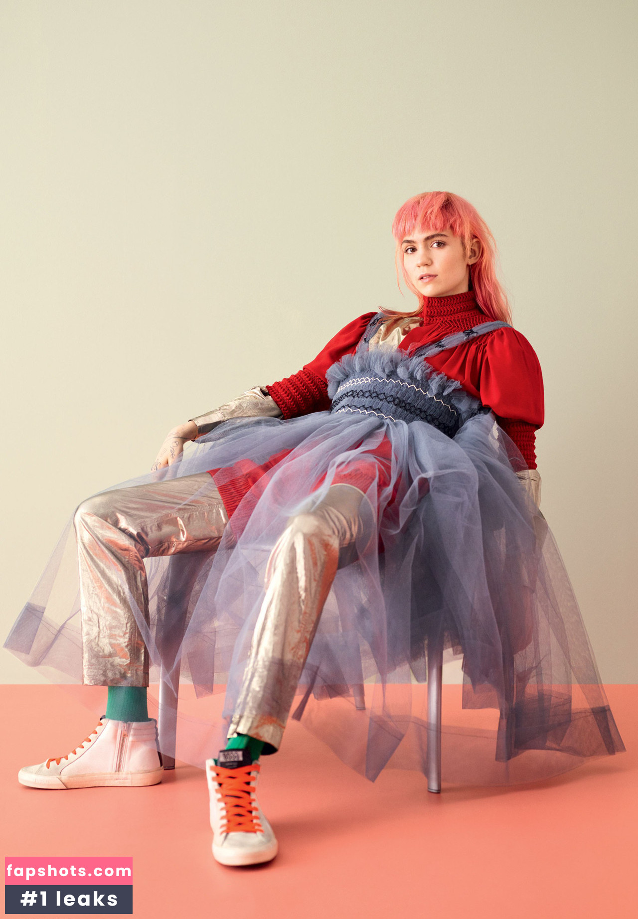 Grimes gallery photo #72