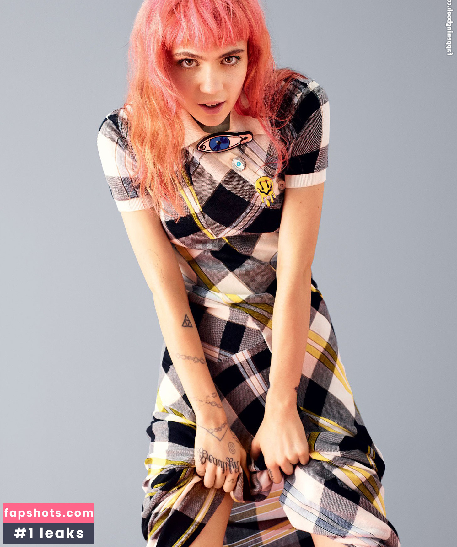 Grimes gallery photo #77