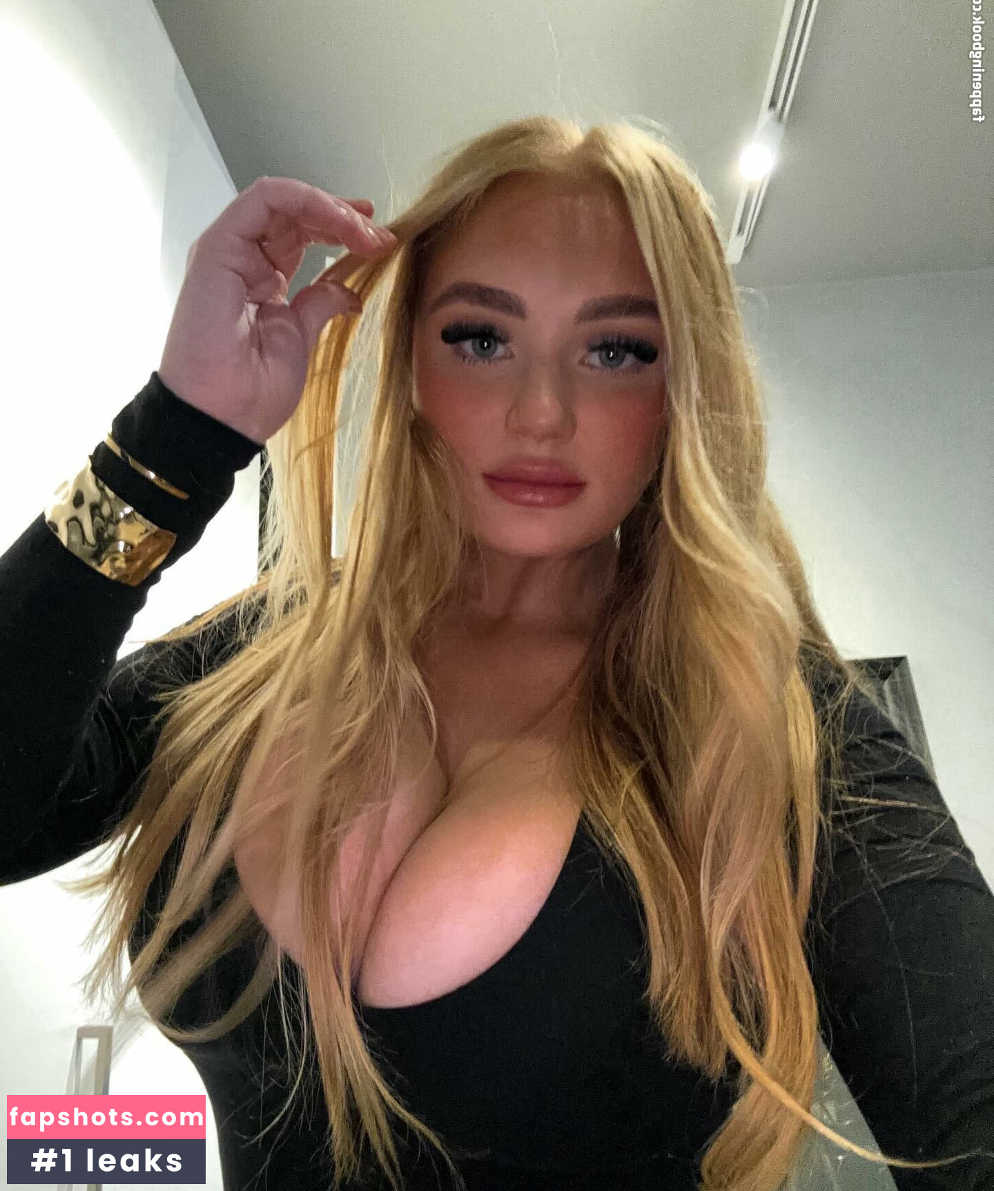 Gudrun Svava gallery photo #15