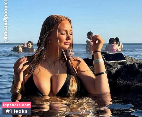 Gudrun Svava gallery photo #8