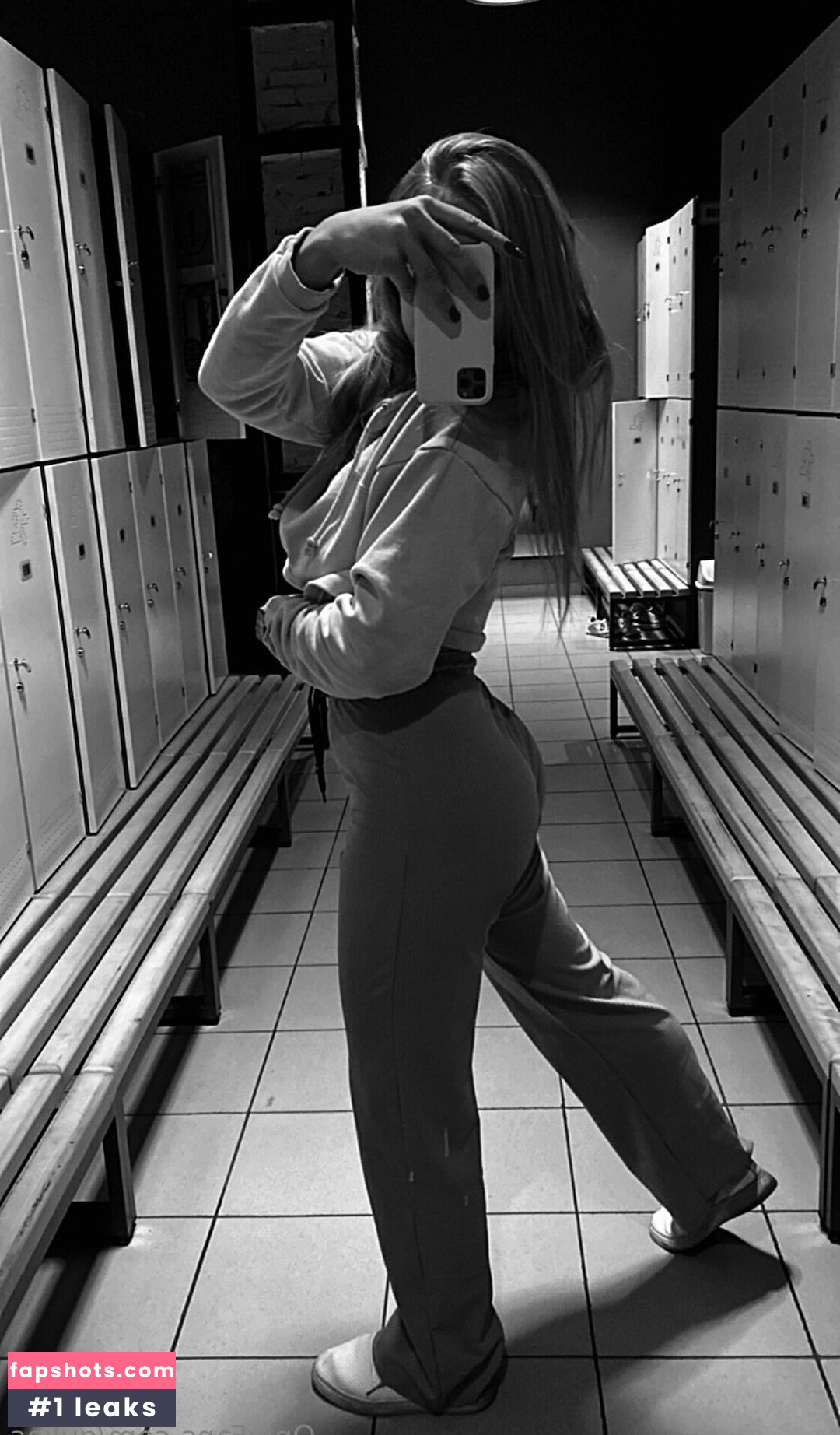 gulias Nahé úniky fotek pouze od fanoušků #5 - Fapshots