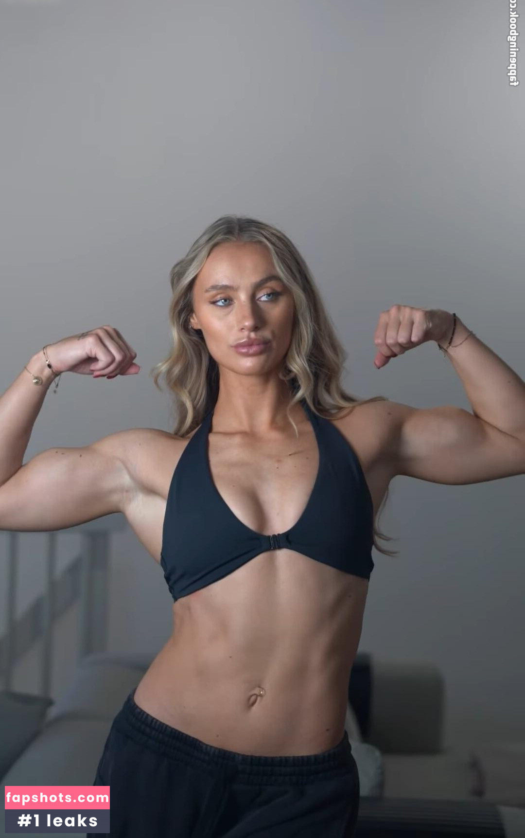 Guusje gallery photo #15