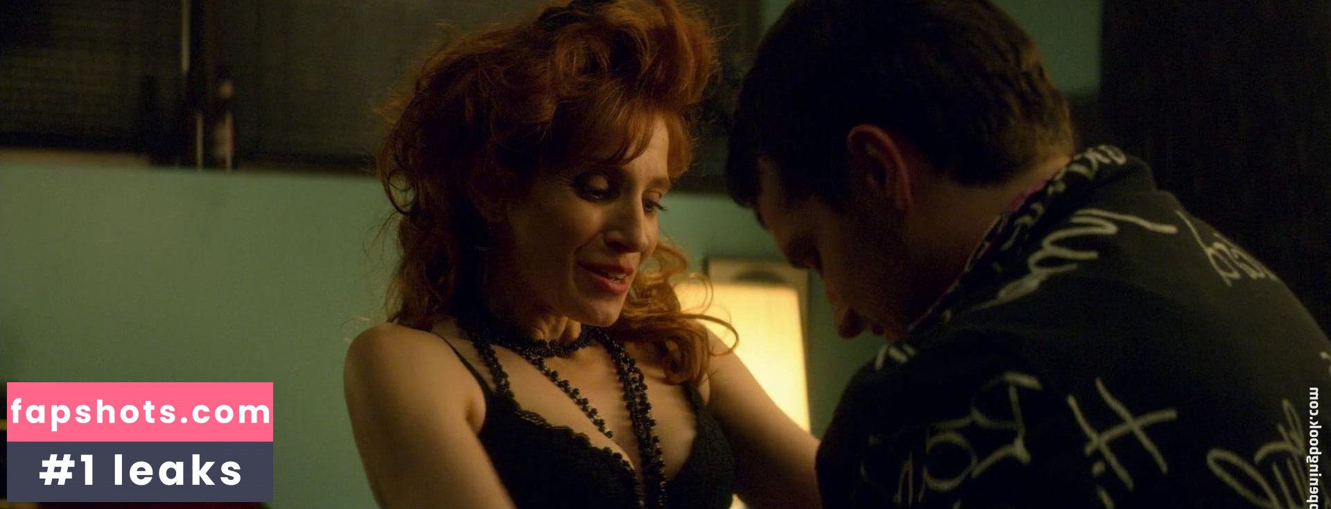 Gwen Hollander gallery photo #6