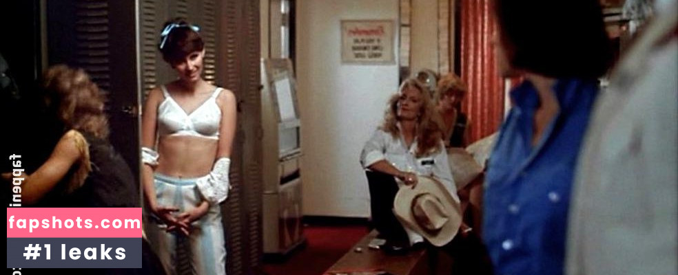 Gwen Welles Nude Leaks OnlyFans Photos #12 - LeakJerk