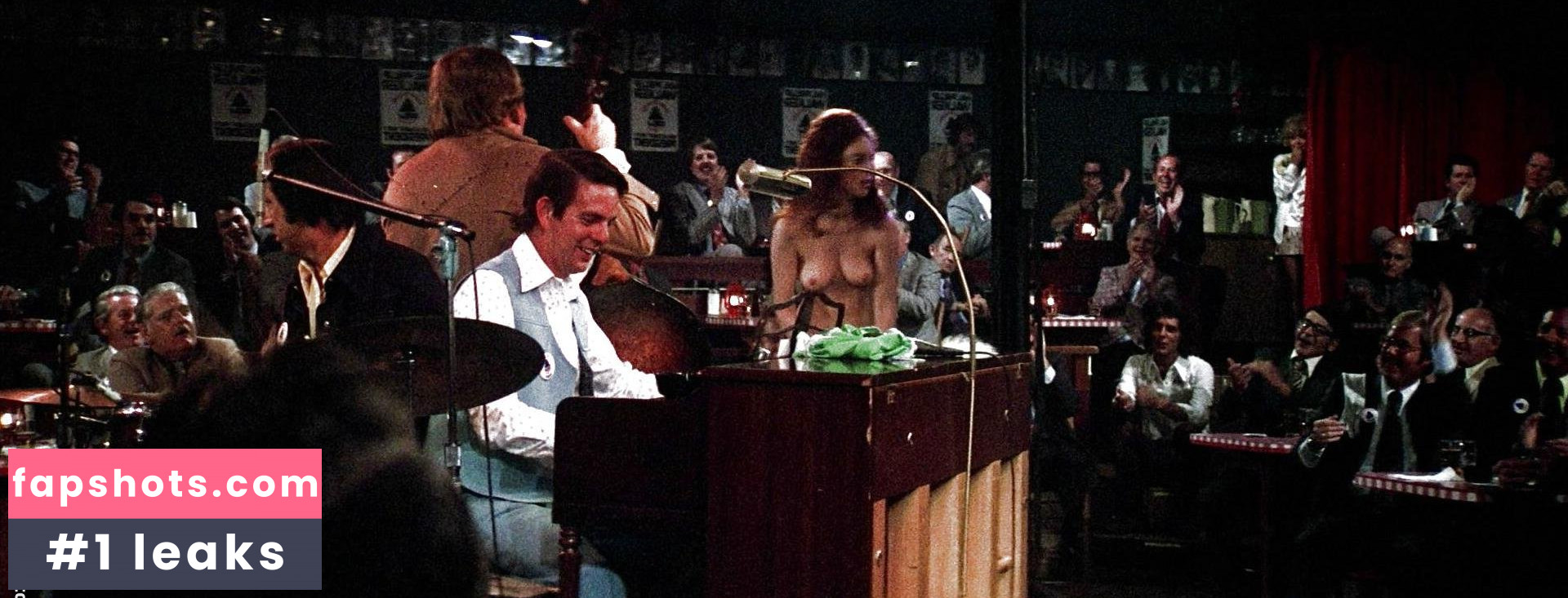 Gwen Welles Nude Leaks OnlyFans Photos #6 - LeakJerk