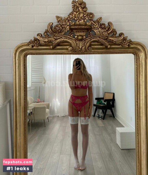 Gwengwiz Nude Leaks OnlyFans Photos #714 - LeakJerk