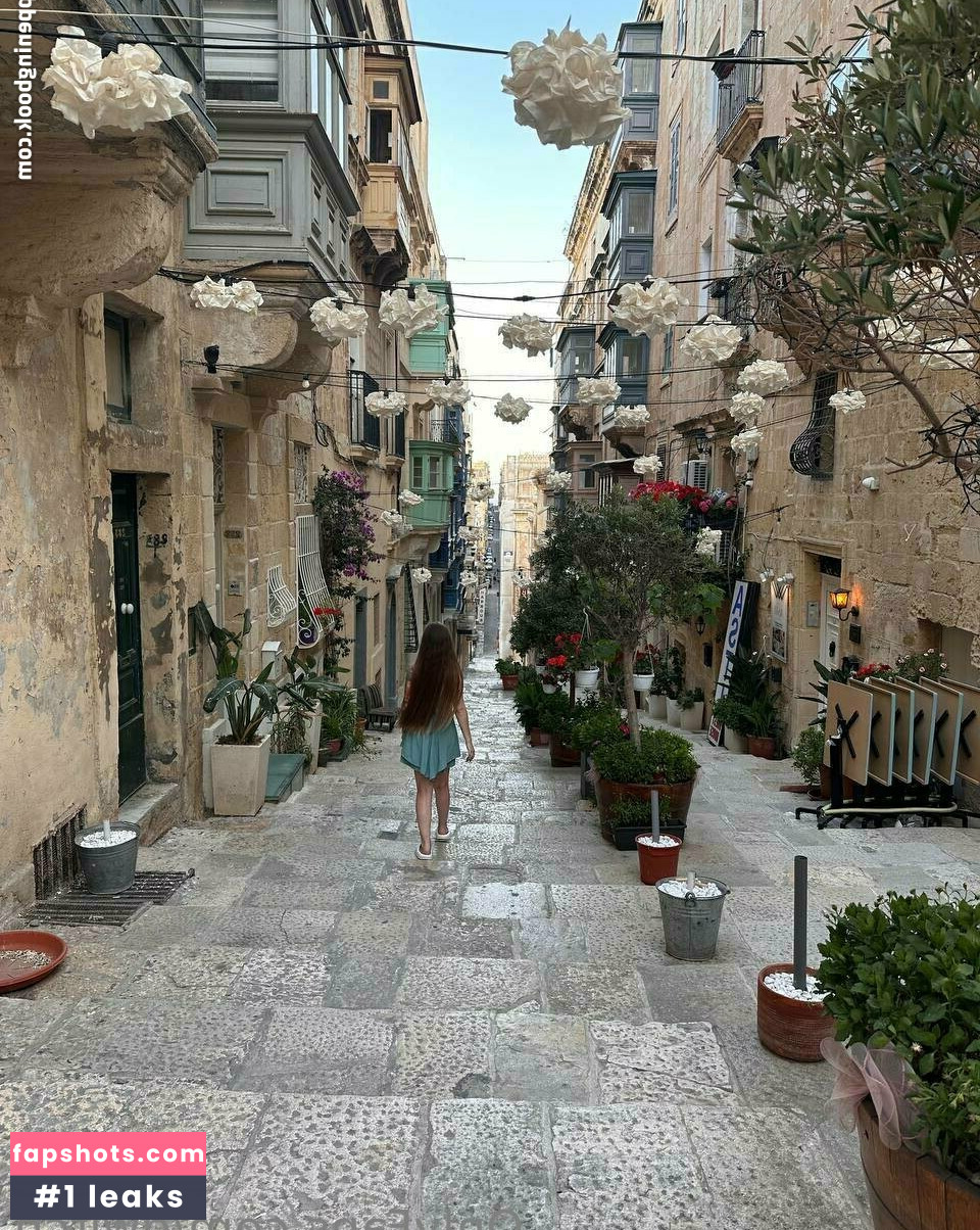 gwitch gallery photo #5